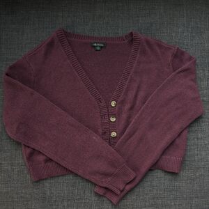 Cropped Knit Cardigan
